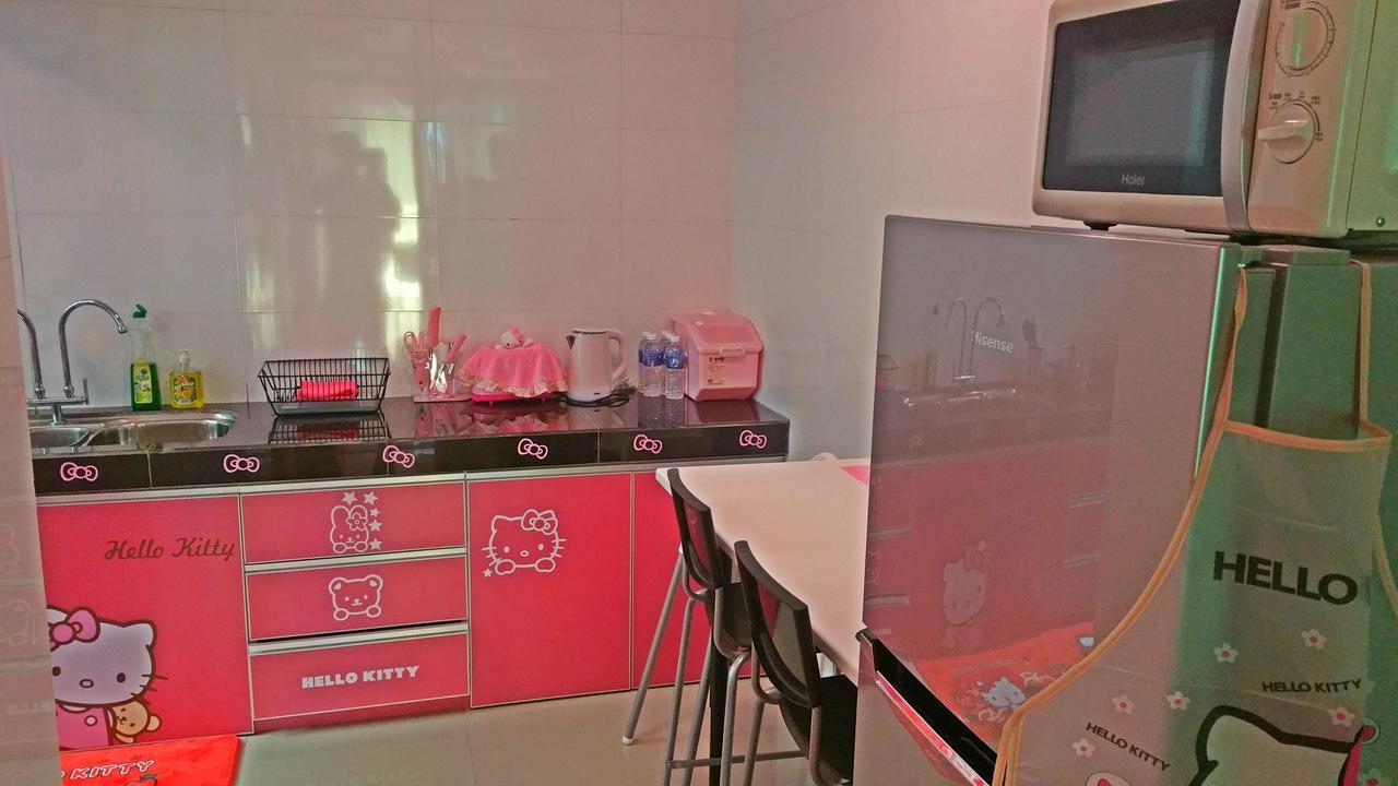 Hello Kitty Signature Suite Sandakan Exterior photo